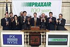 Praxair ringing the NYSE closing bell