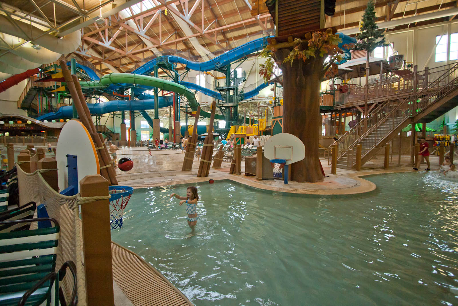 Great Wolf Lodge Pool Basketball Punaro